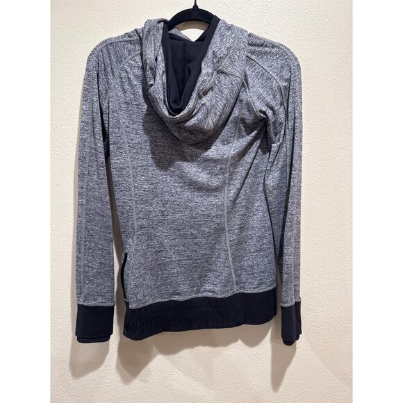 Lululemon Think fast gray hooded pullover sweatshirt size 4 - Picture 2 of 5